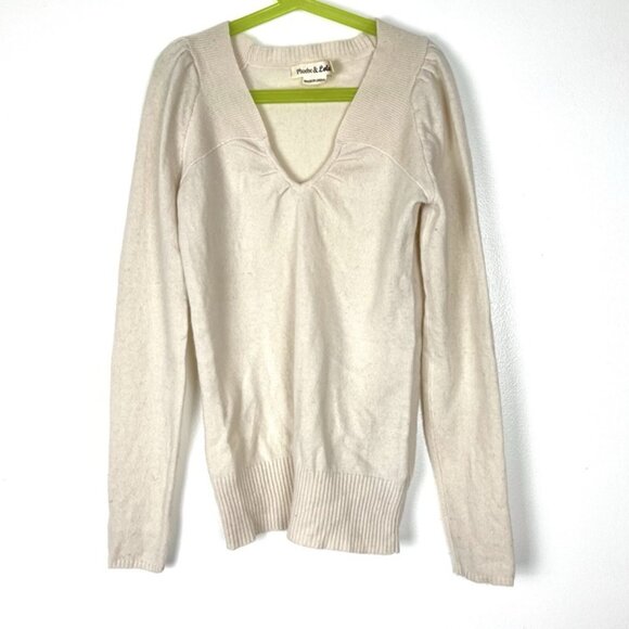 Phoebe & Lola Ivory Cashmere Sweater Sz XS V Neck Y2K Coquette Preppy Capsule - Picture 1 of 8
